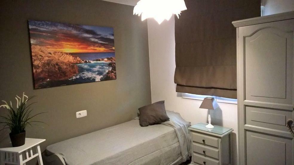 Seaside Romantic Apartment Альгарробо-Коста Экстерьер фото